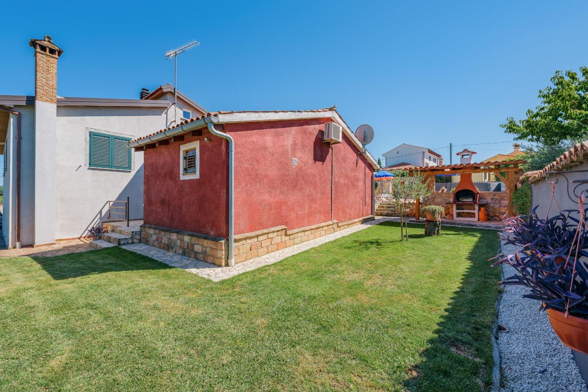 Apartment With Pool Višnjan Exterior foto